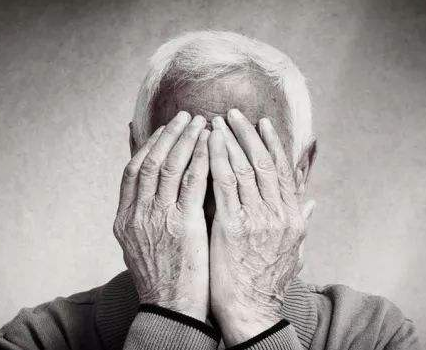 美國(guó)治療老年癡呆